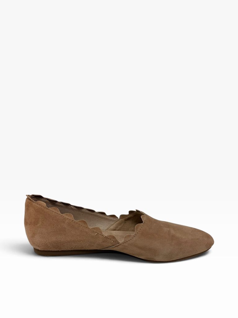 CHELSEA & VIOLET Size 7 LOAFER W