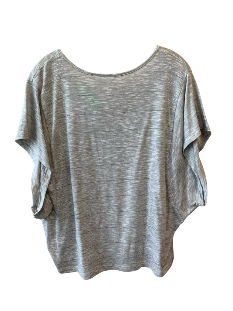 CATO Size large TOP  W