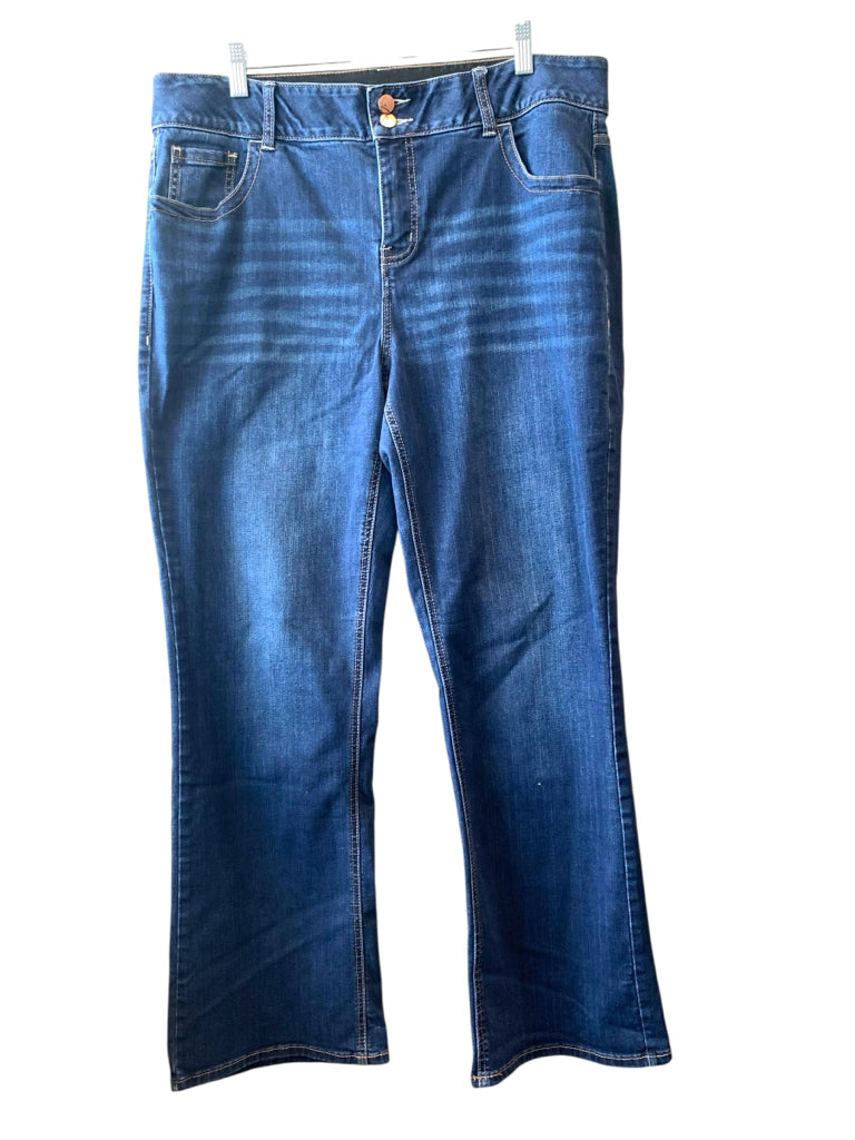 LANE BRYANT  16 JEANS W