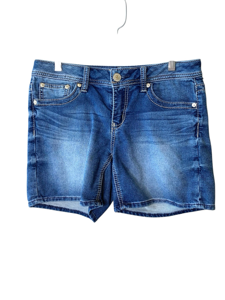 seven7  6 SHORT W
