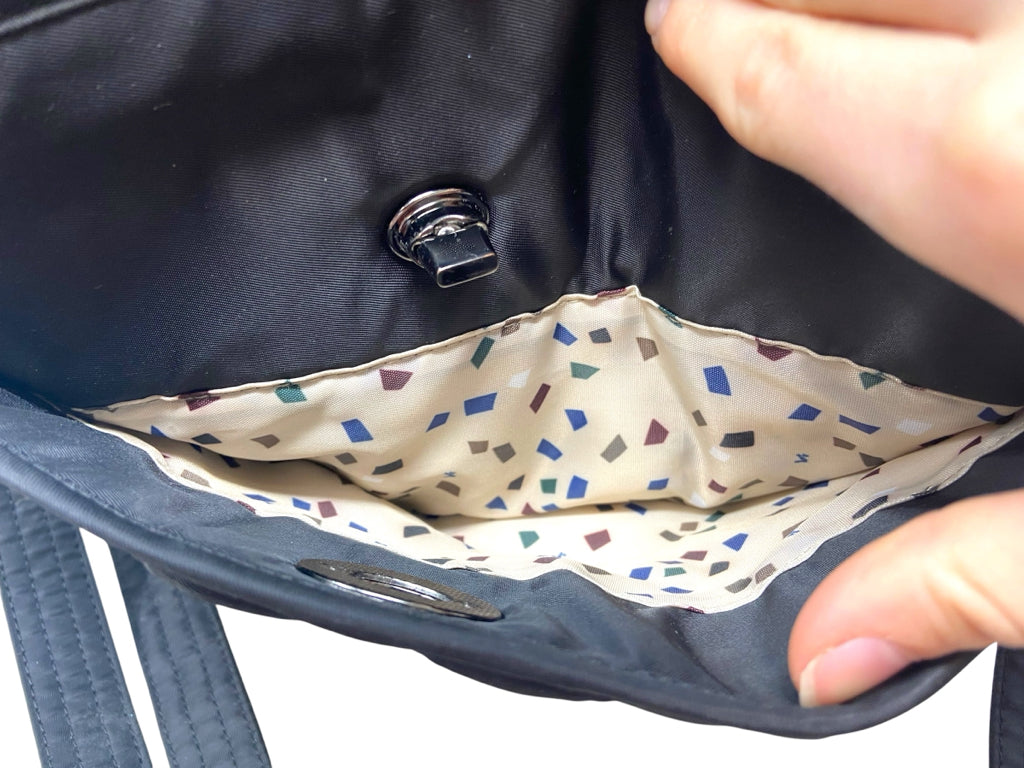 LUG Size medium PURSE W