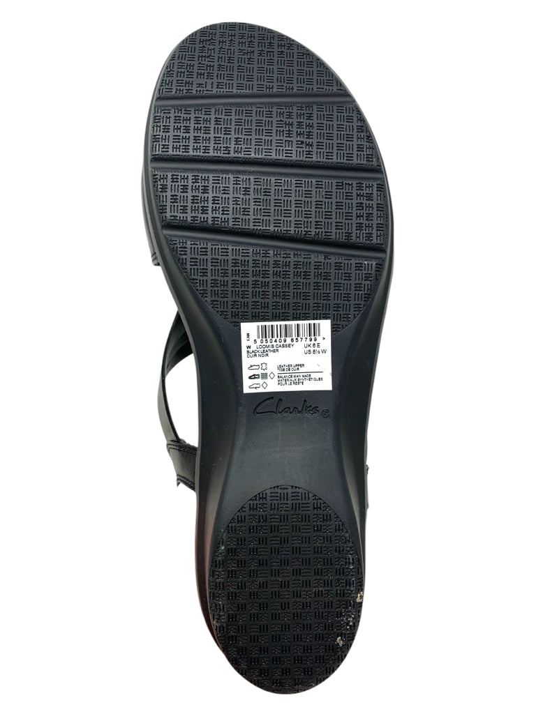 CLARKS  8.5 SANDALS W