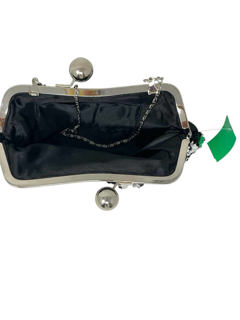 s/M CLUTCH BAG