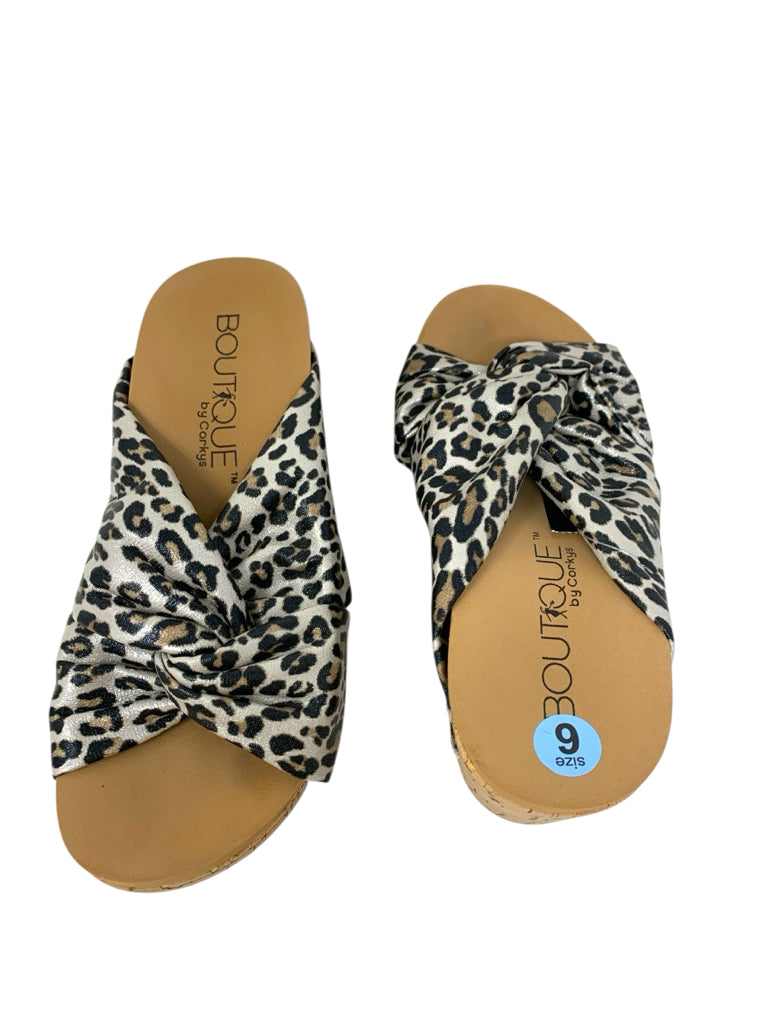 BOUTIQUE BY CORKY'S  6 WEDGE W