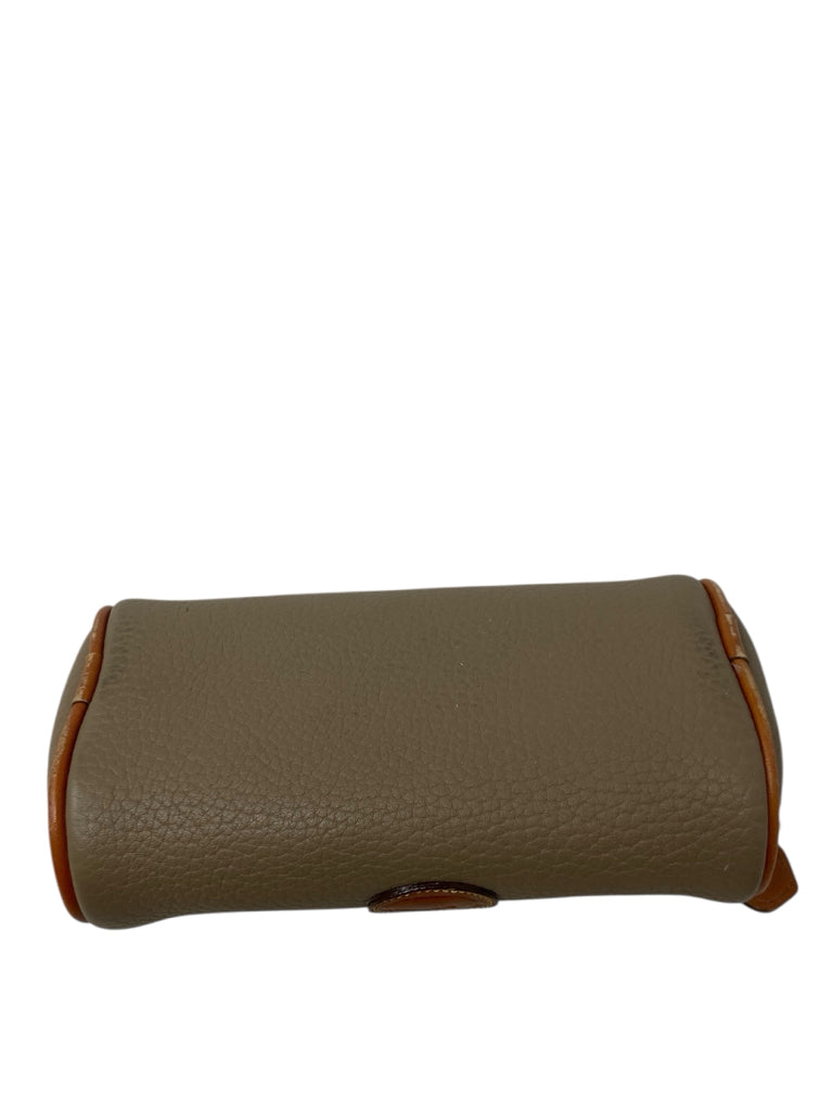 DOONEY & BOURKE Size smal] CLUTCH BAG