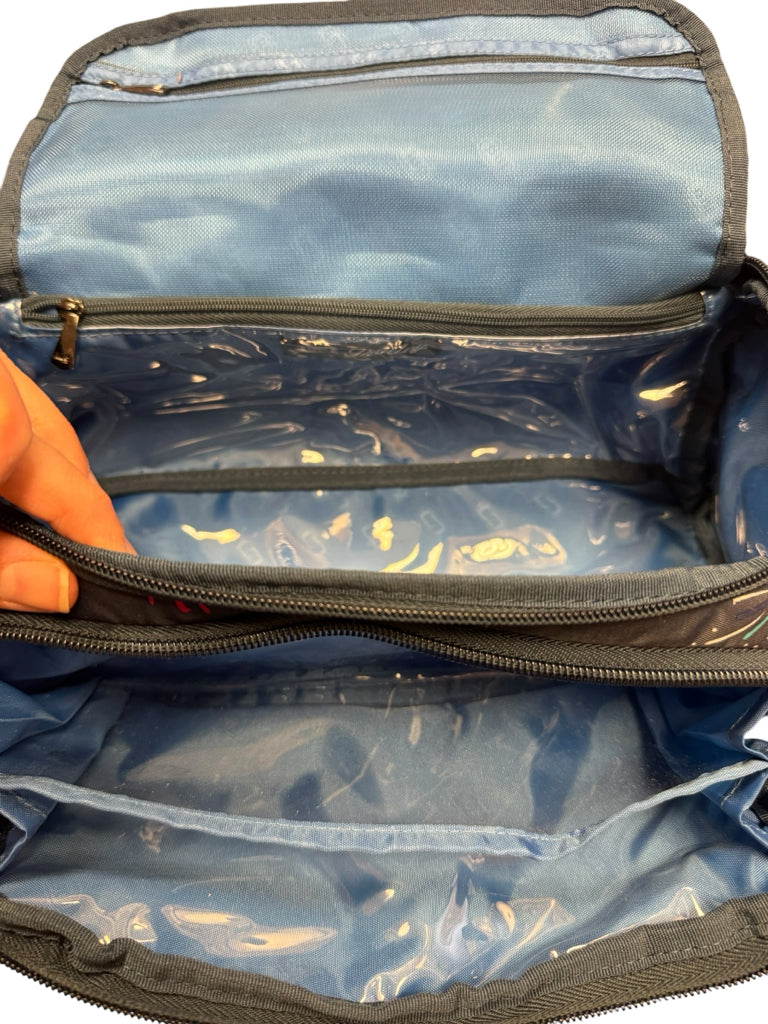 LUG Size medium MAKEUP BAG