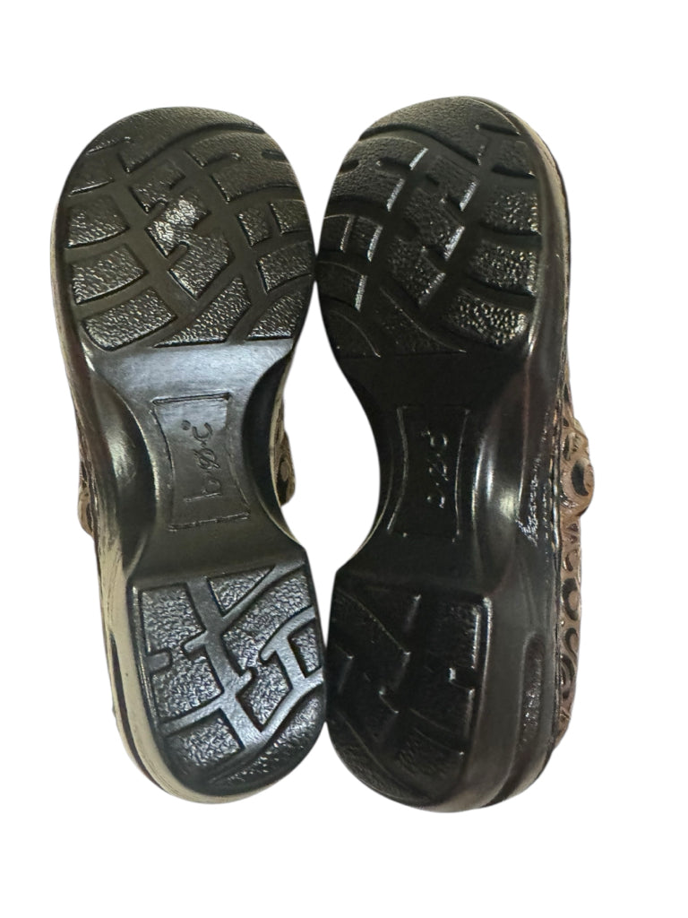 BOC  9.5 CLOG W