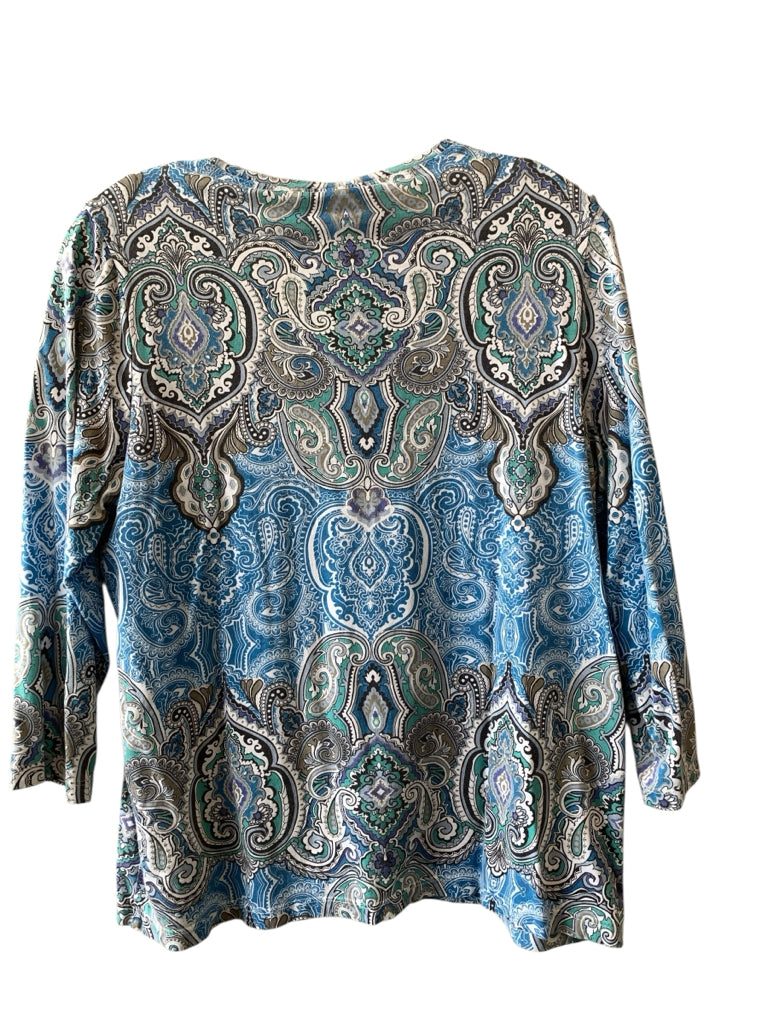 CHICO'S  medium TOP W