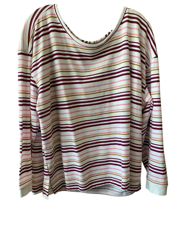 MAURICES  xXL TOP  W