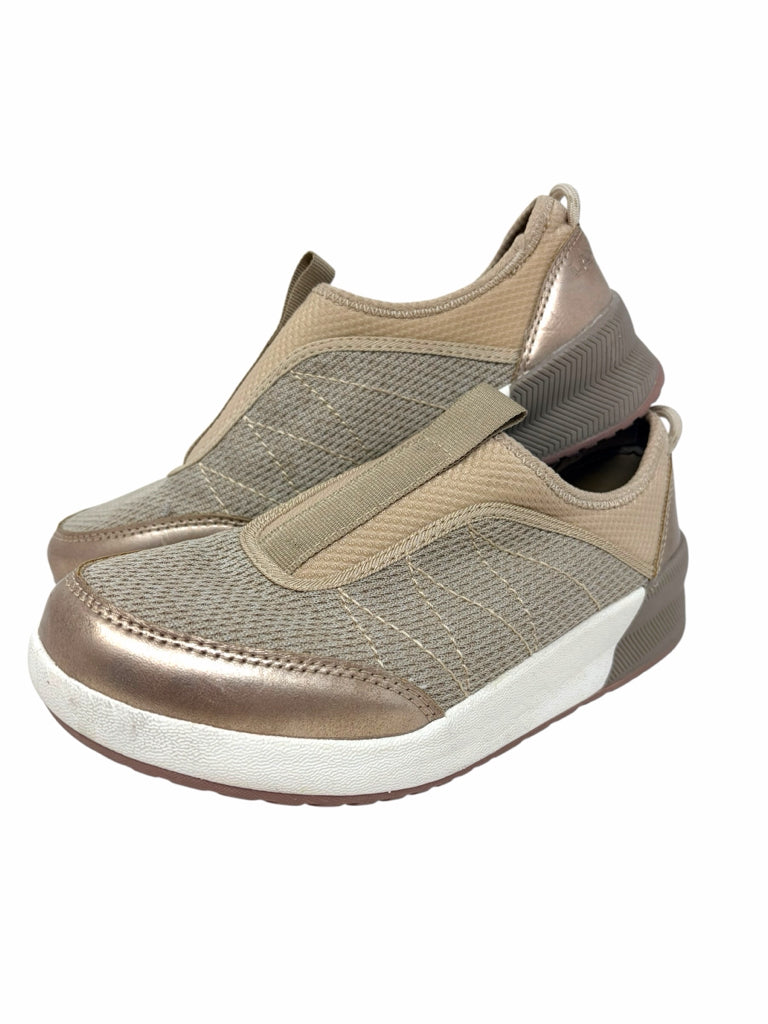 LAND'S END Size 6.5 SNEAKERS W