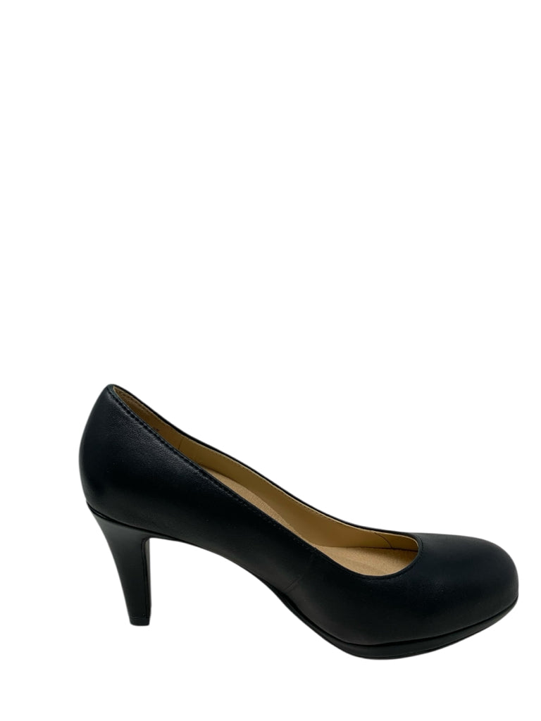 NATURALIZER  6.5 HEEL W