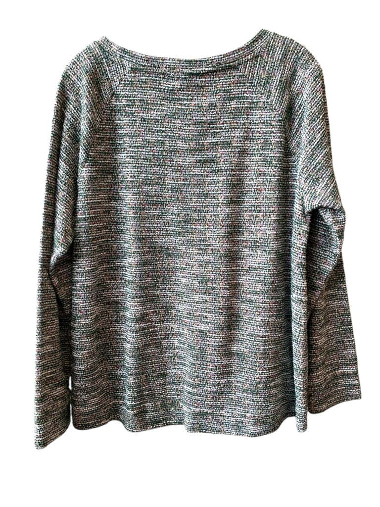 AT LOFT  large TOP  W