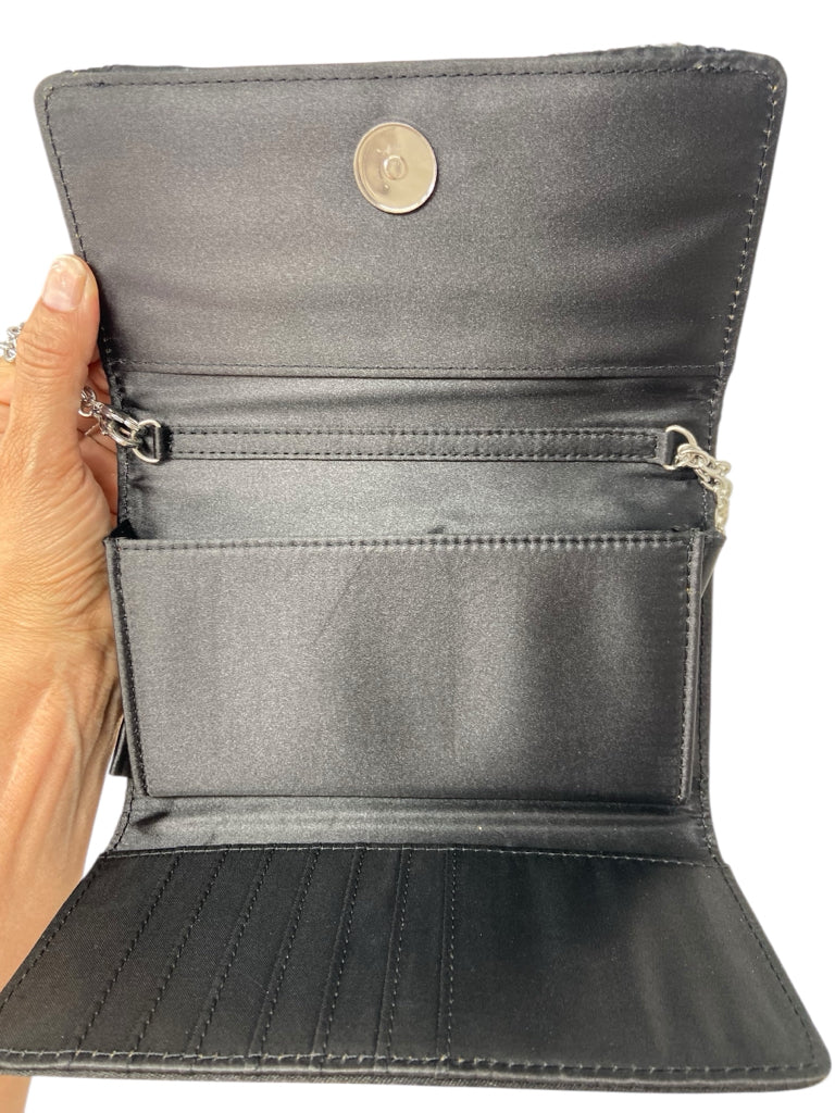 Size small PURSE W