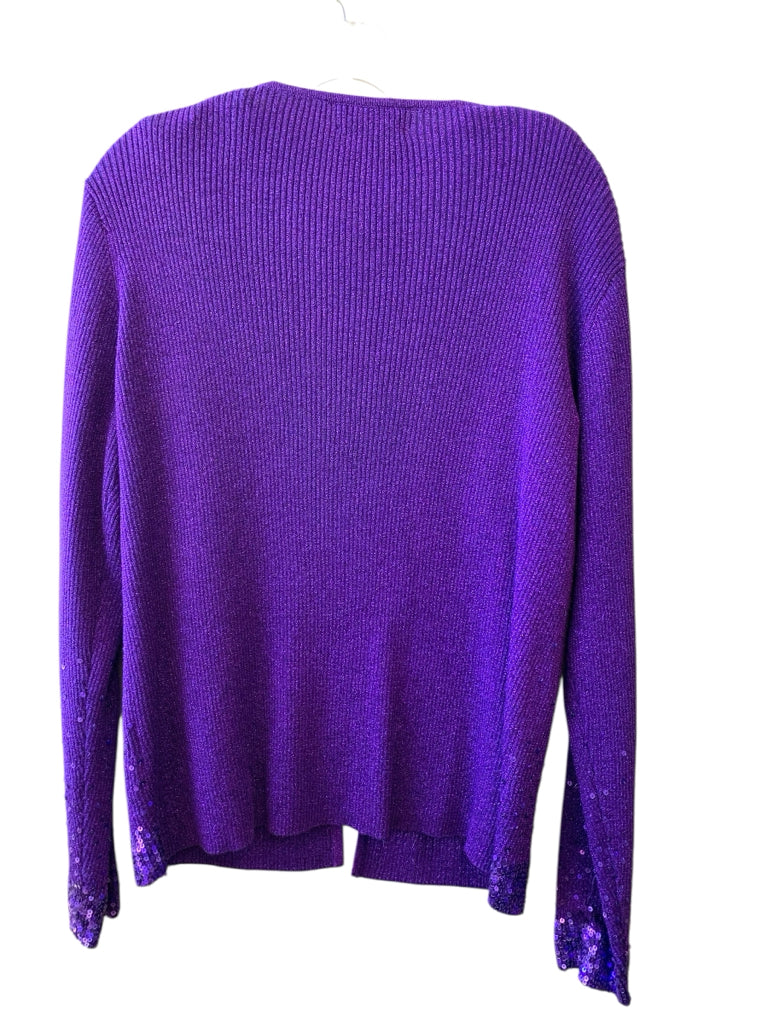 INVESTMENTS  x-lg CARDIGAN SET