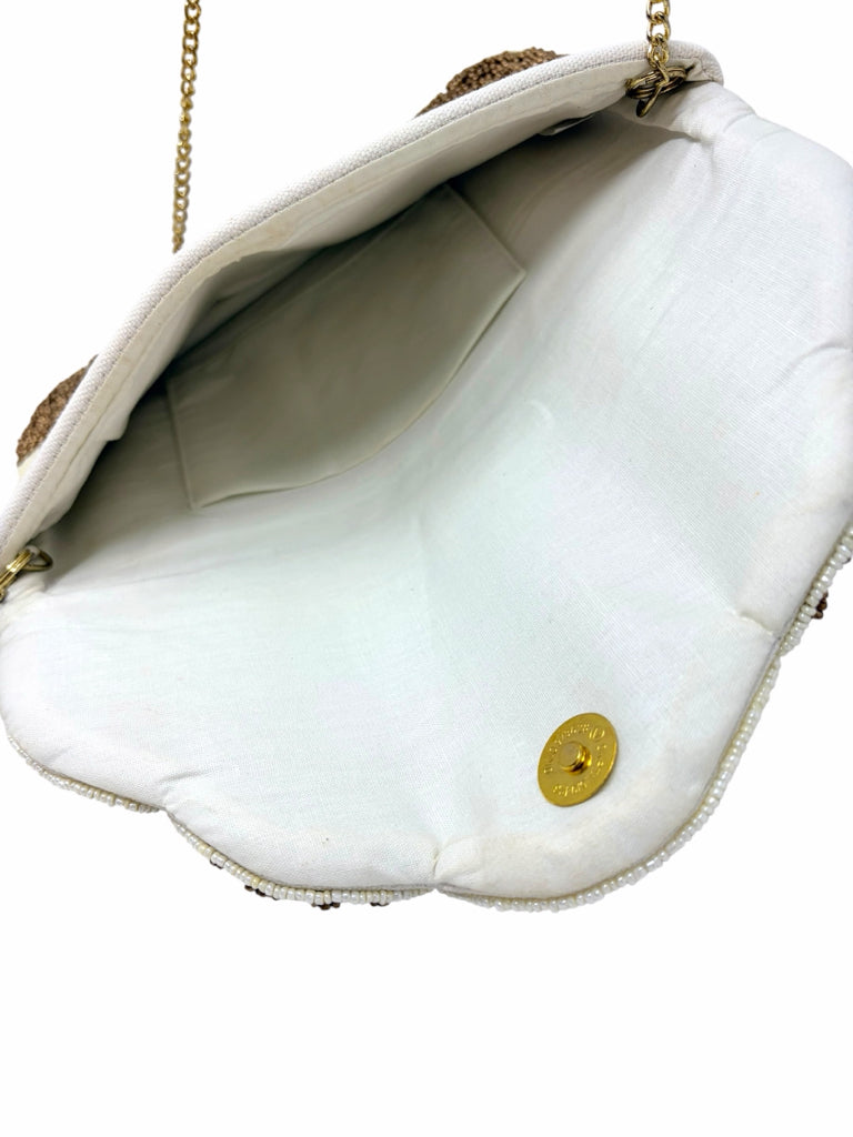 Size medium PURSE W