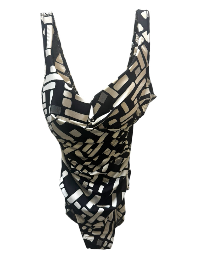 MIRACLESUIT Size 12 SWIMSUIT W