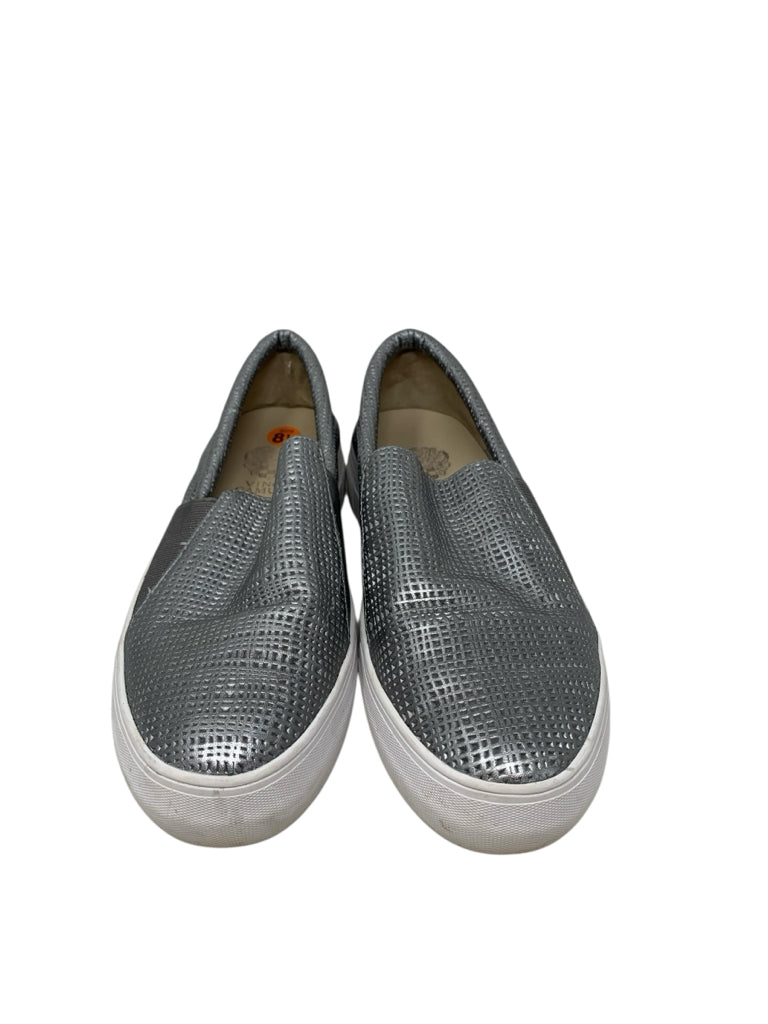 VINCE CAMUTO  8.5 SNEAKERS W