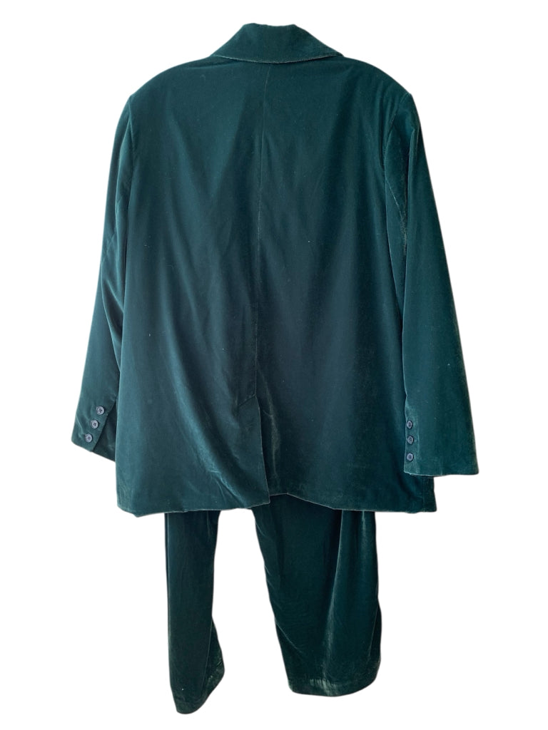 OLD NAVY  xL PT SUIT W