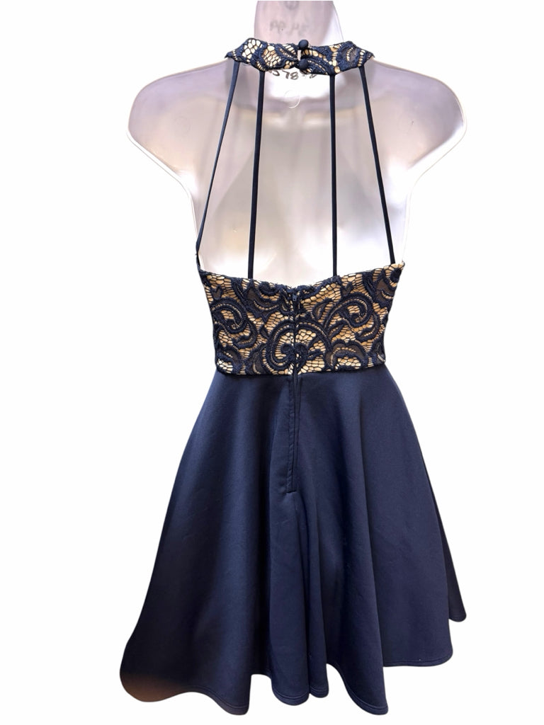 B DARLIN Size 0 FORMAL W