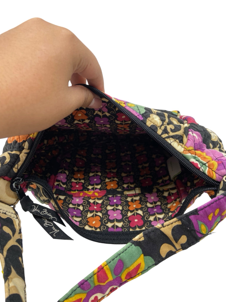 VERA BRADLEY Size medium CROSSBODY W
