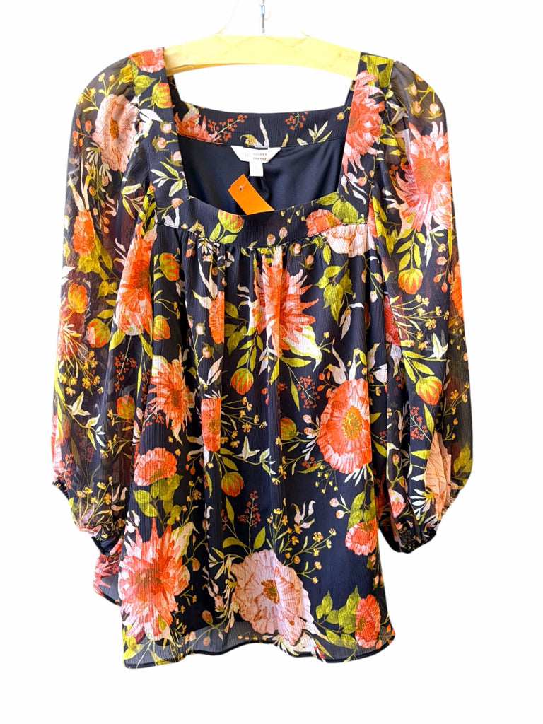 LAUREN CONRAD Size large TOP  W