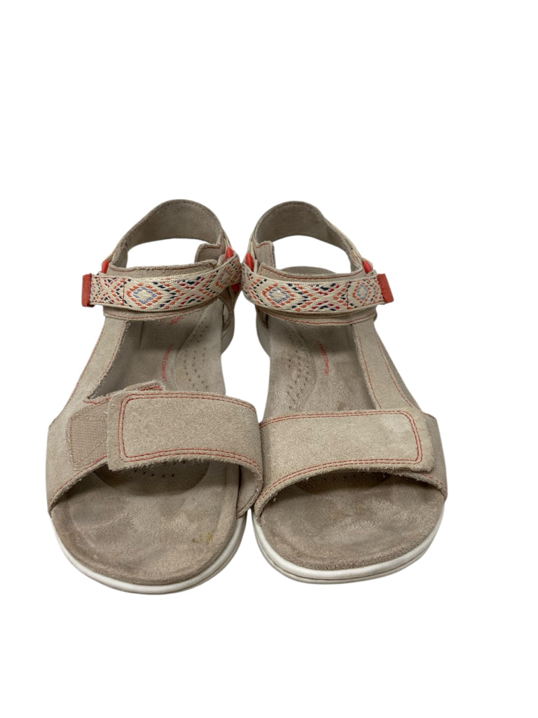 CLARKS Size 7 SANDALS W