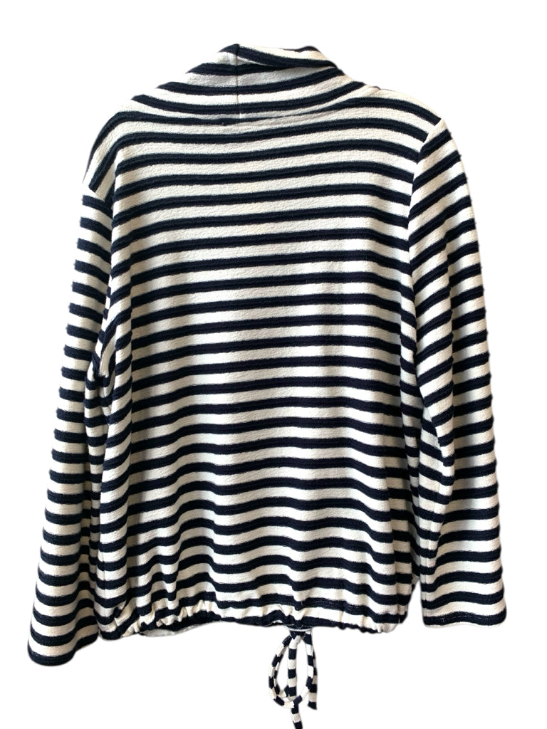 AT LOFT  large TOP  W