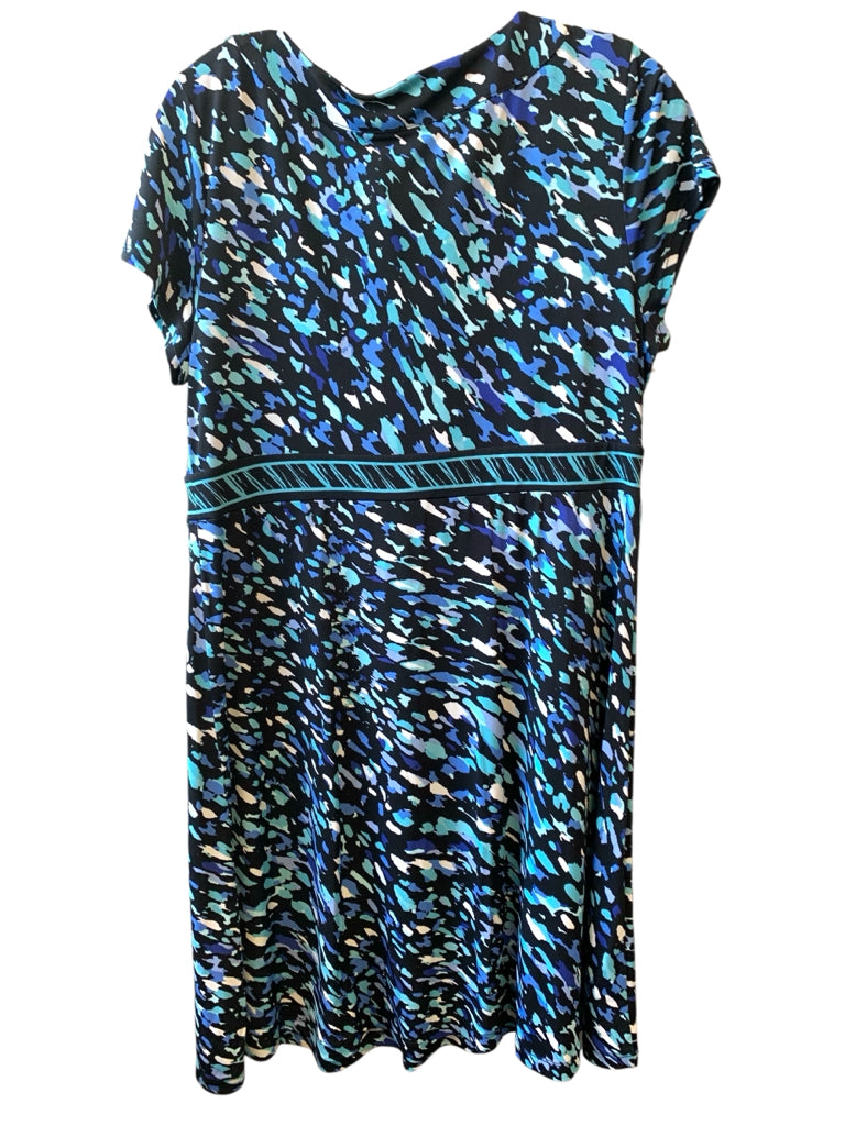 APT 9  large DRESS W