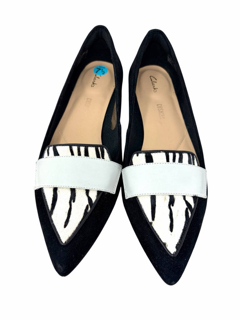 CLARKS Size 7.5 LOAFER W