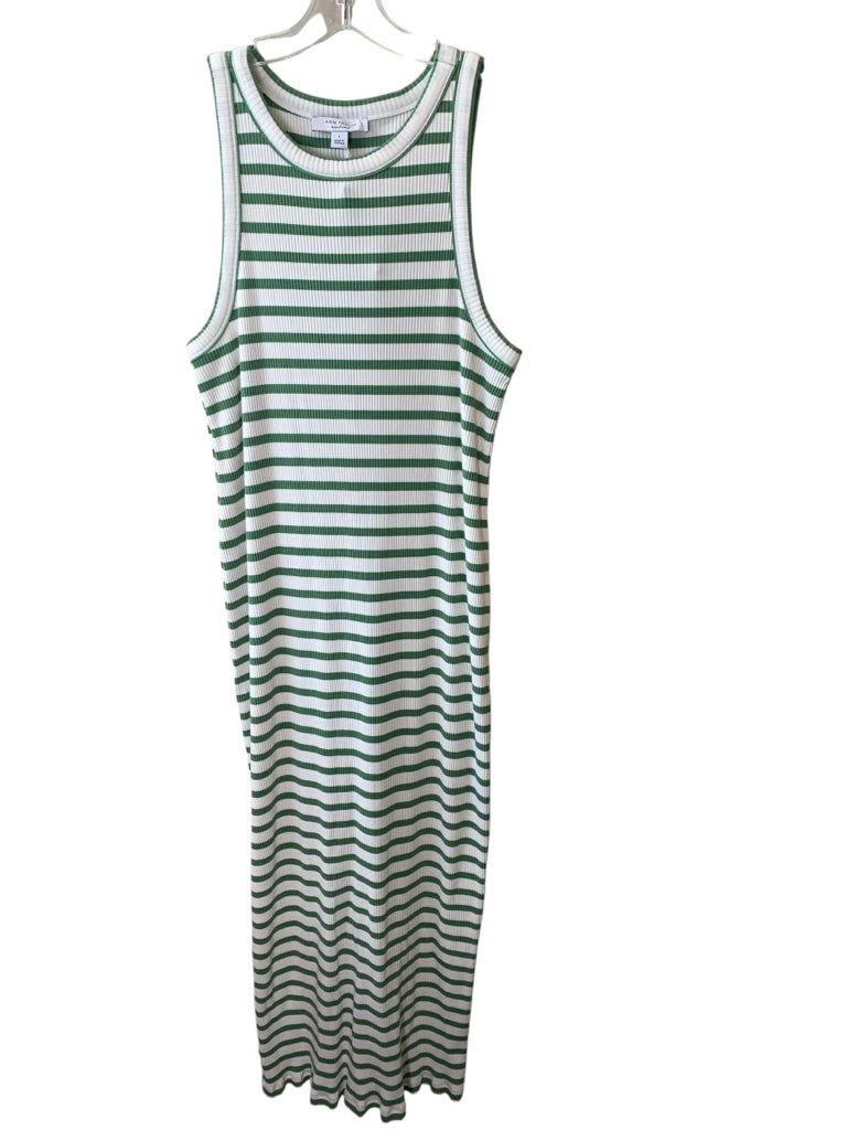 ANN TAYLOR  large SUN DRS W
