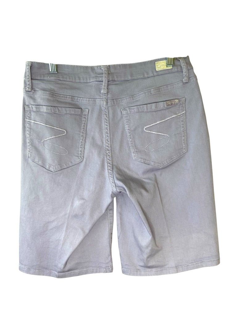 seven7 Size 8 SHORT W