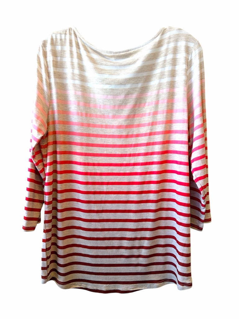 RUBY RD. Size medium TOP  W