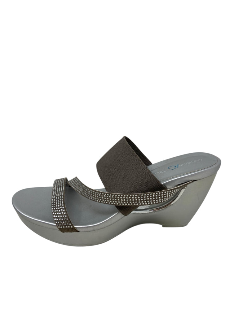 ANDREW GELLER Size 7.5 HEEL W