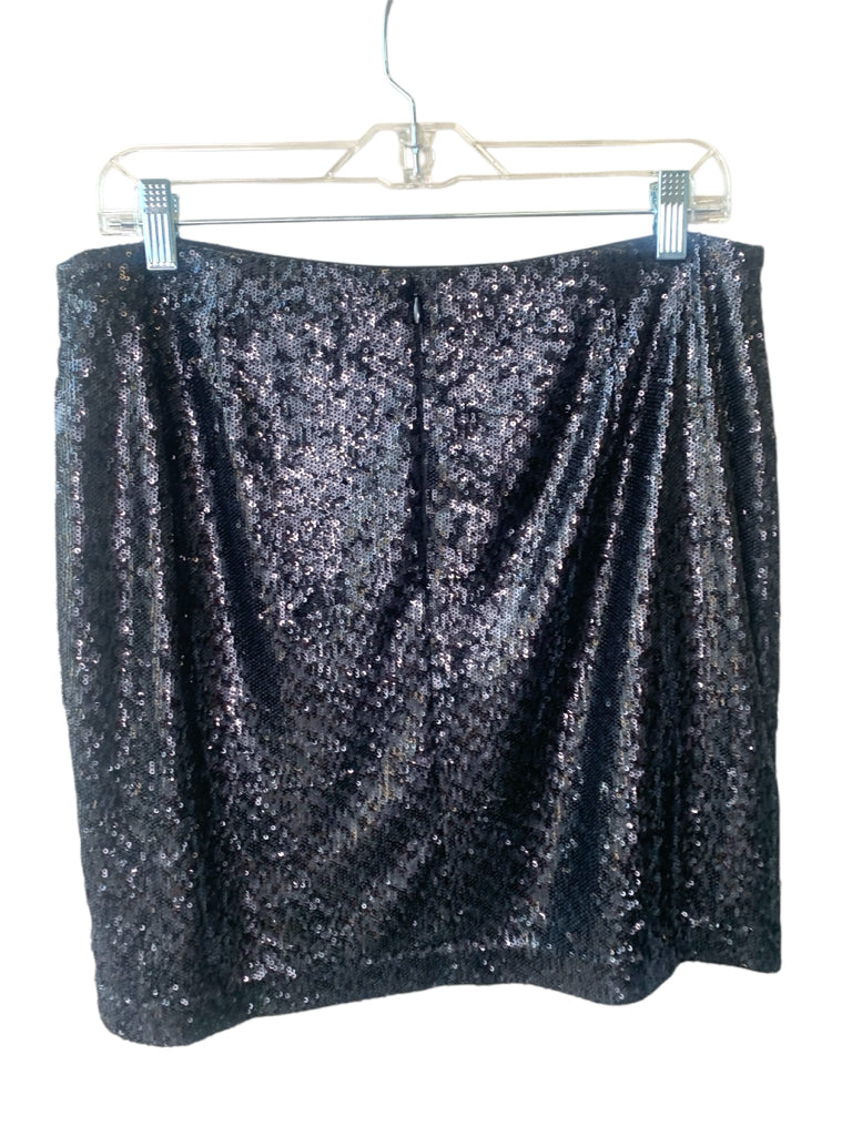WHITE HOUSE BLACK MARKET  12 SKIRT W