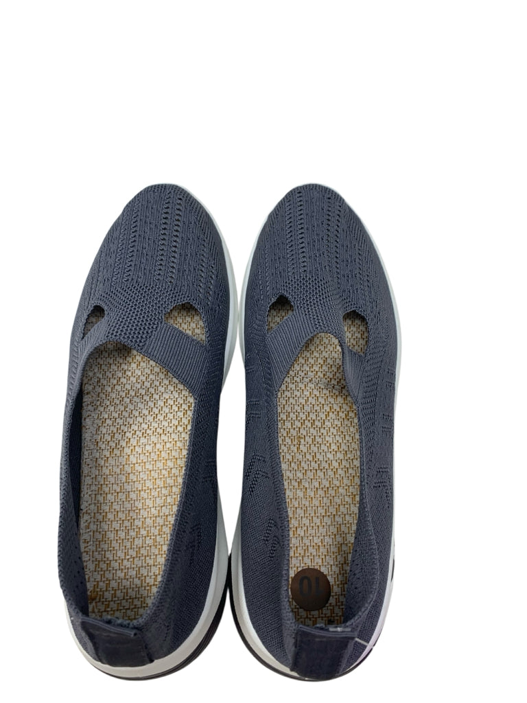 10 SHOES W