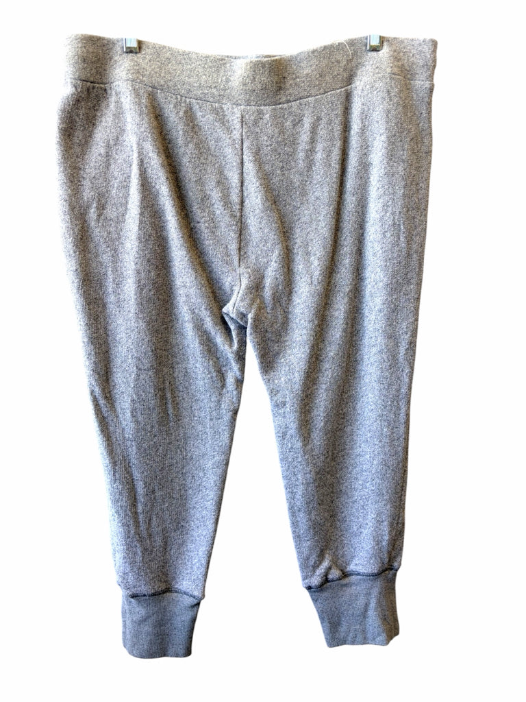 CONVERSE Size large LOUNGE W