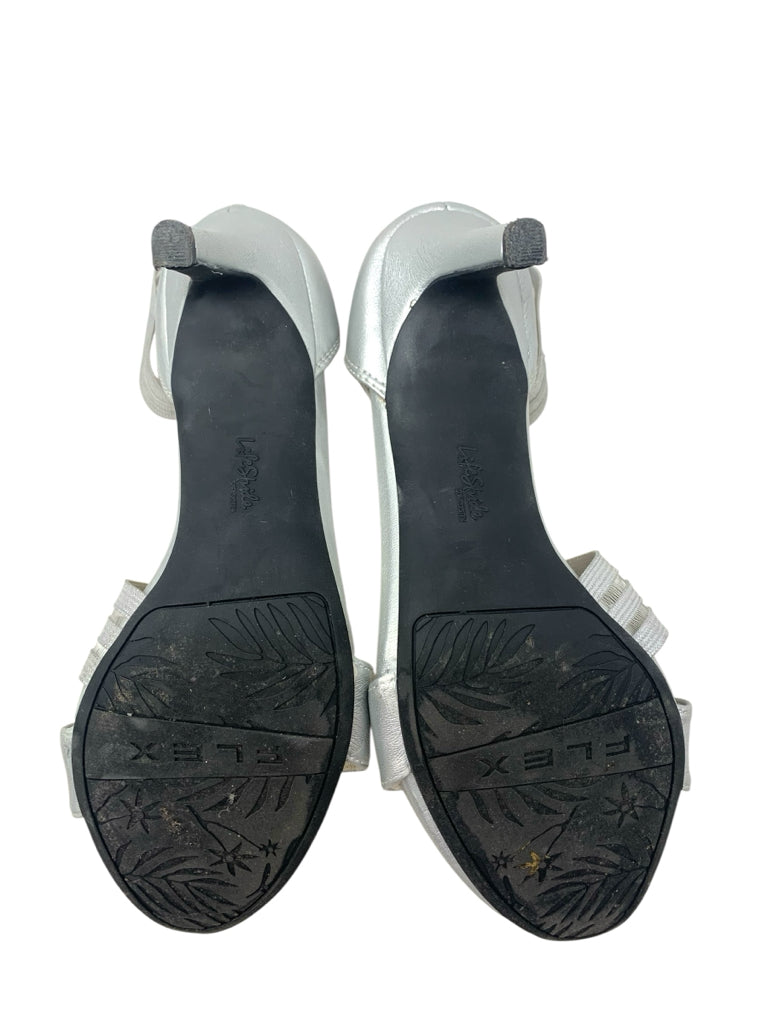 LIFE STRIDE  8 HEEL W