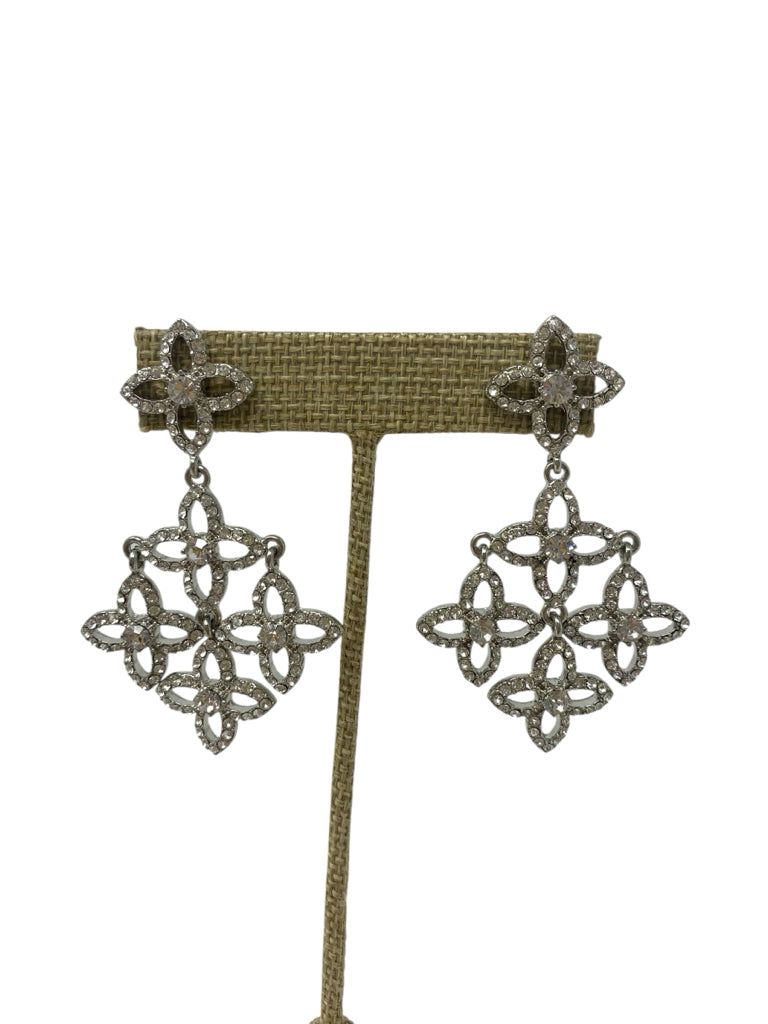 PIERCED EARRINGS