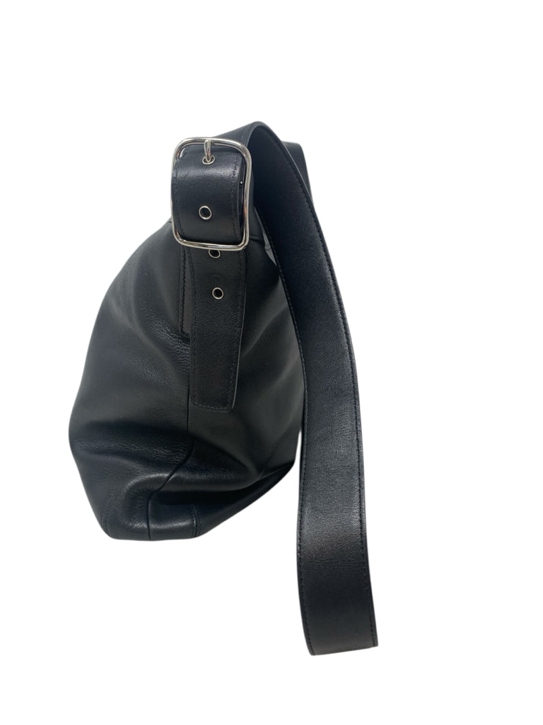 COACH  medium PURSE W