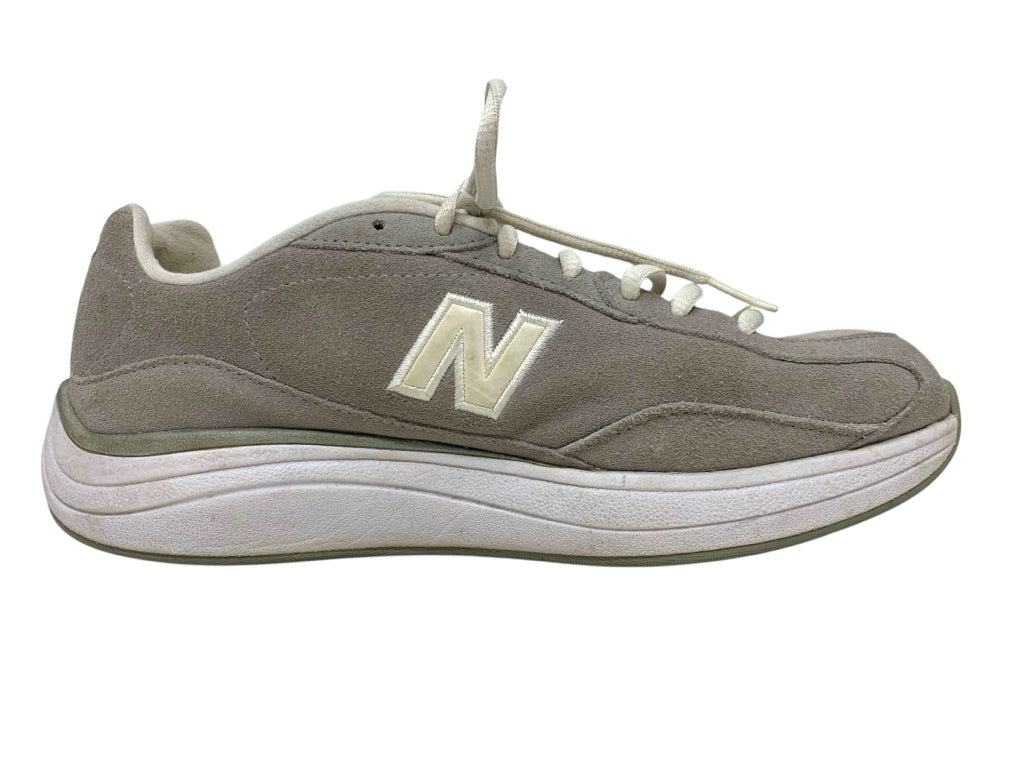 NIKE  8 SNEAKERS W