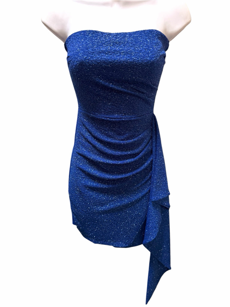 WINDSOR Size small FORMAL W