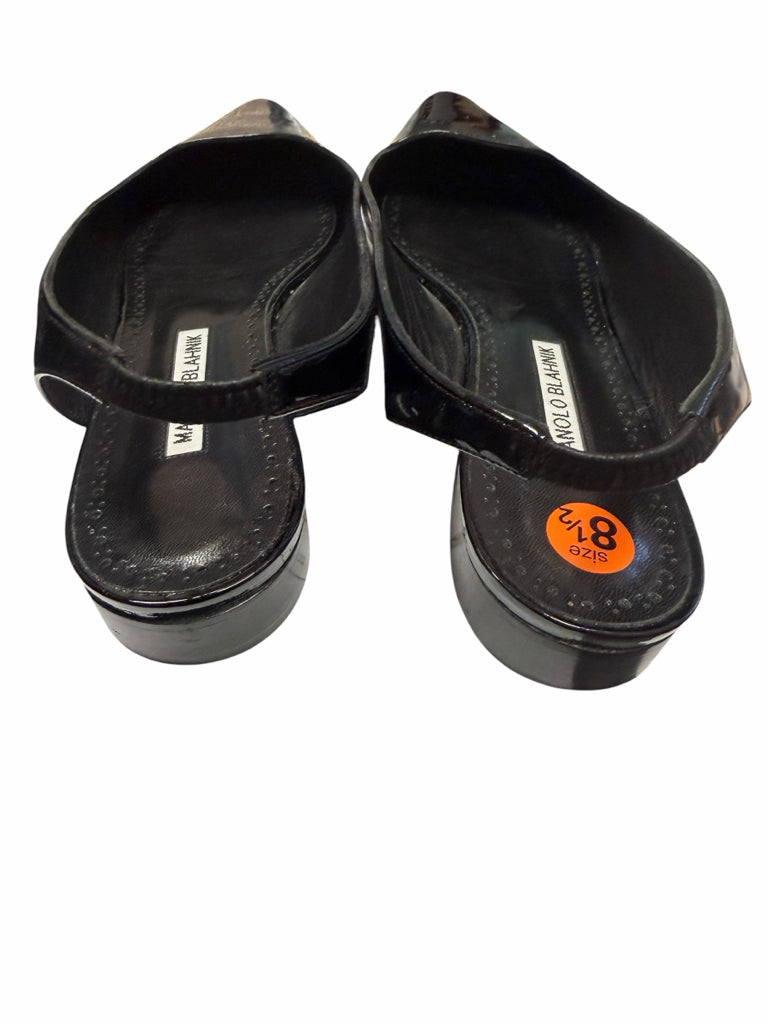 MANOLO BLAHNIK Size 8.5 FLAT W
