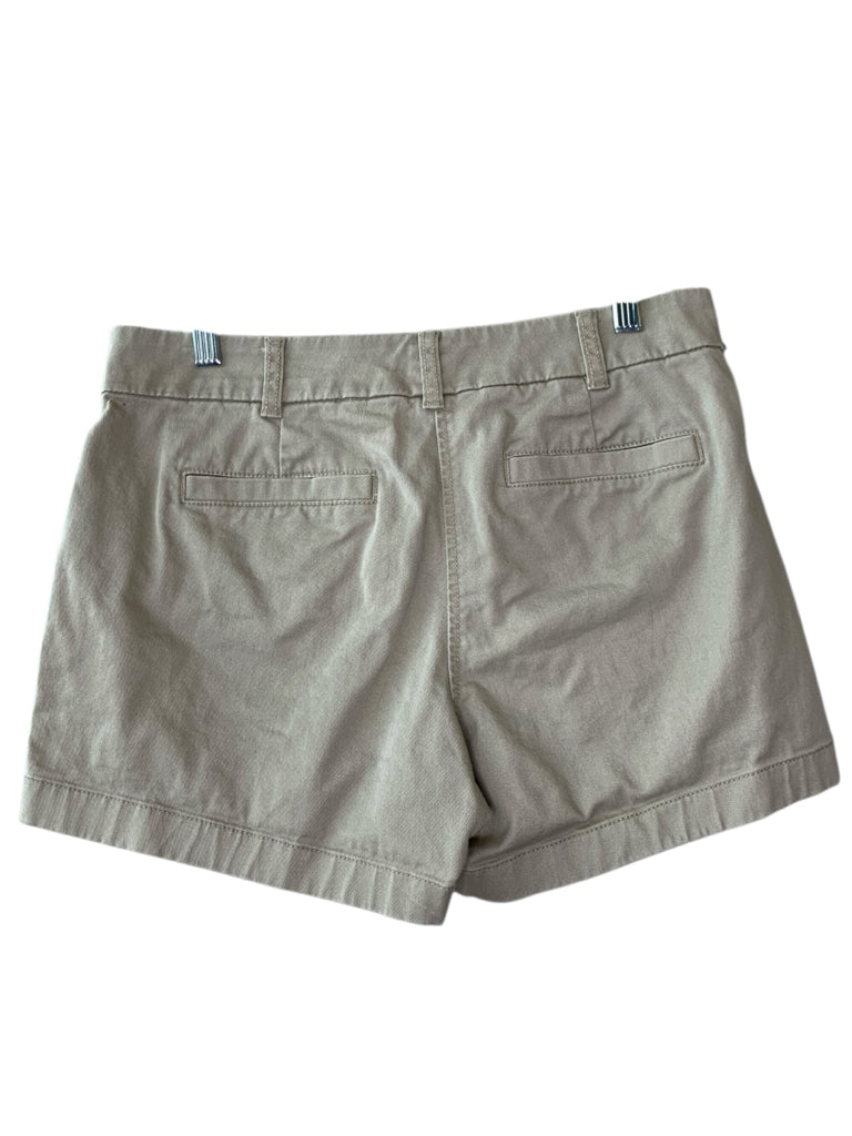 J CREW  4 SHORT W