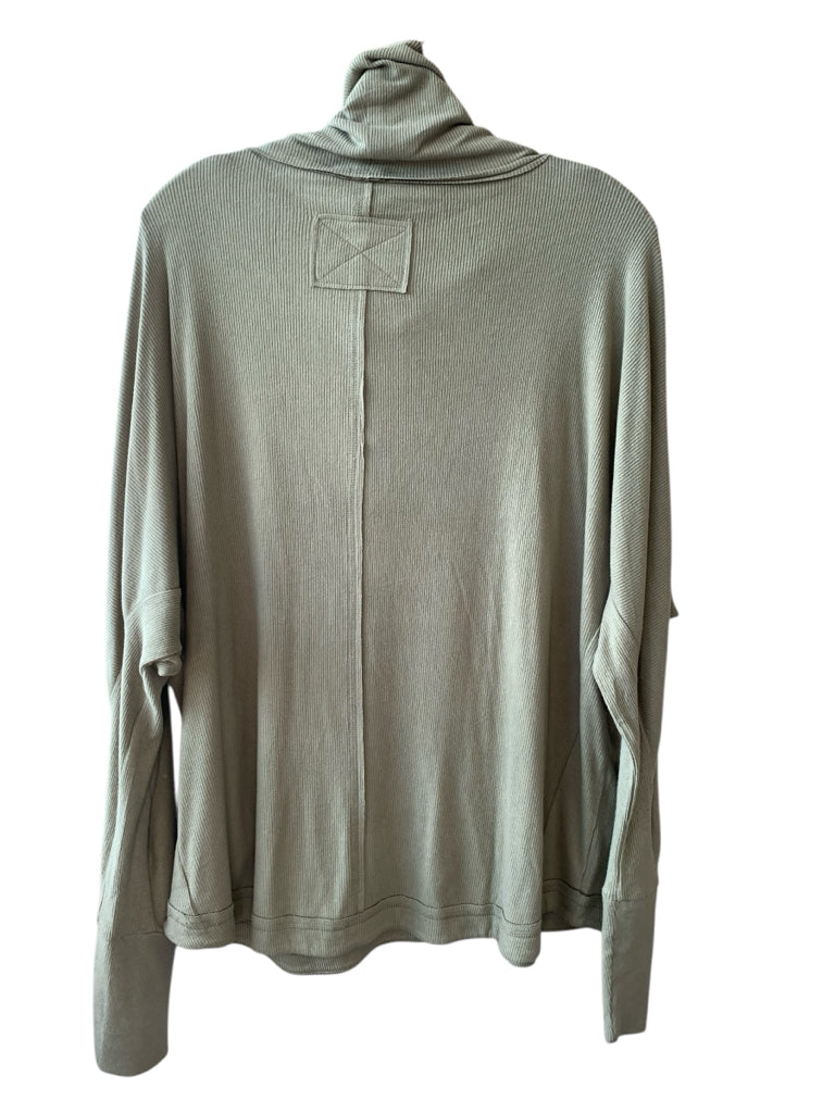 NEW IN  medium TOP  W