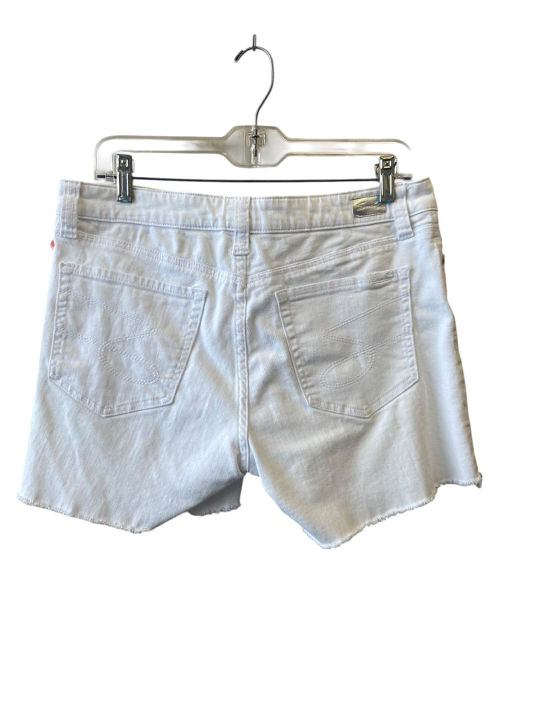 seven7 Size 8 SHORT W
