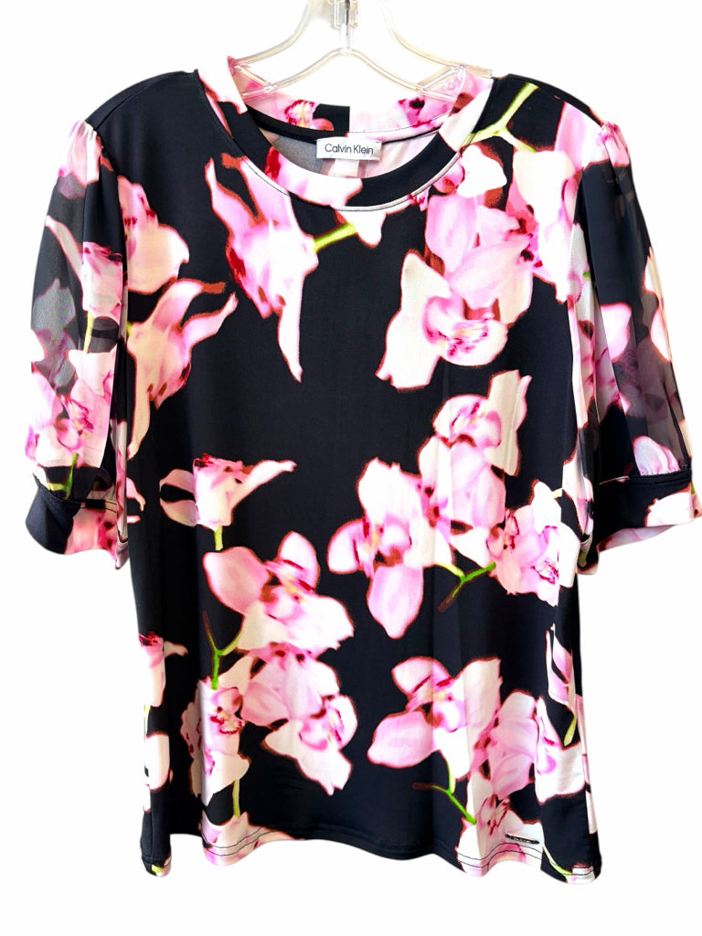 CALVIN KLEIN Size medium TOP  W