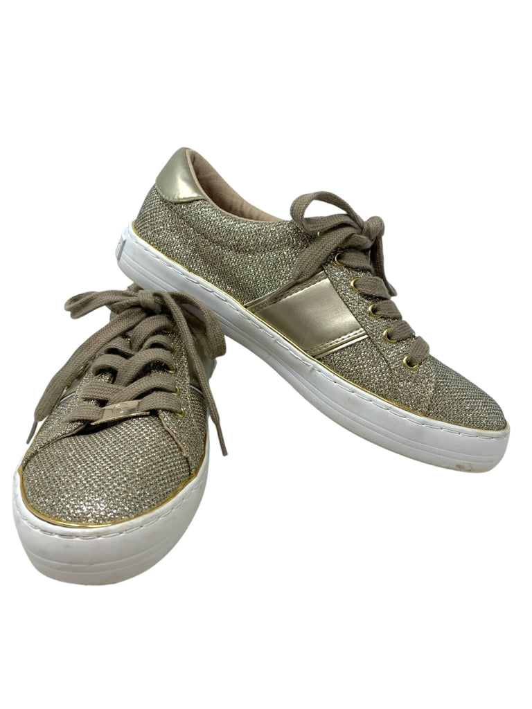 GBG LOS ANGELES  8 SNEAKERS W