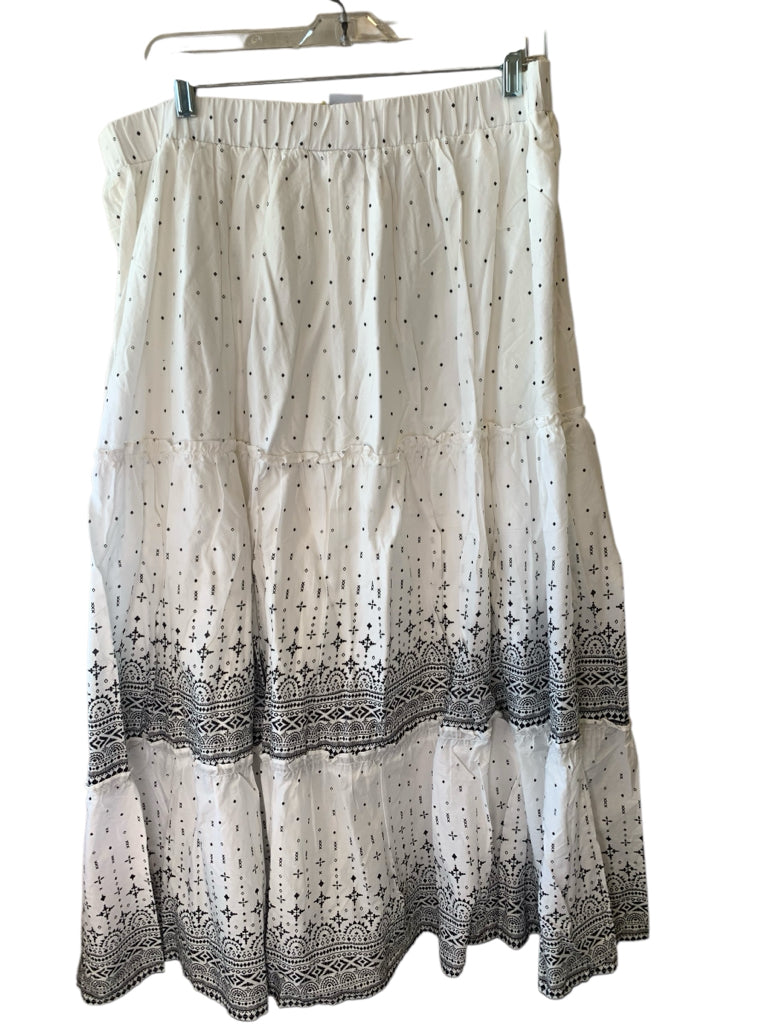 LANE BRYANT  18/20 SKIRT W