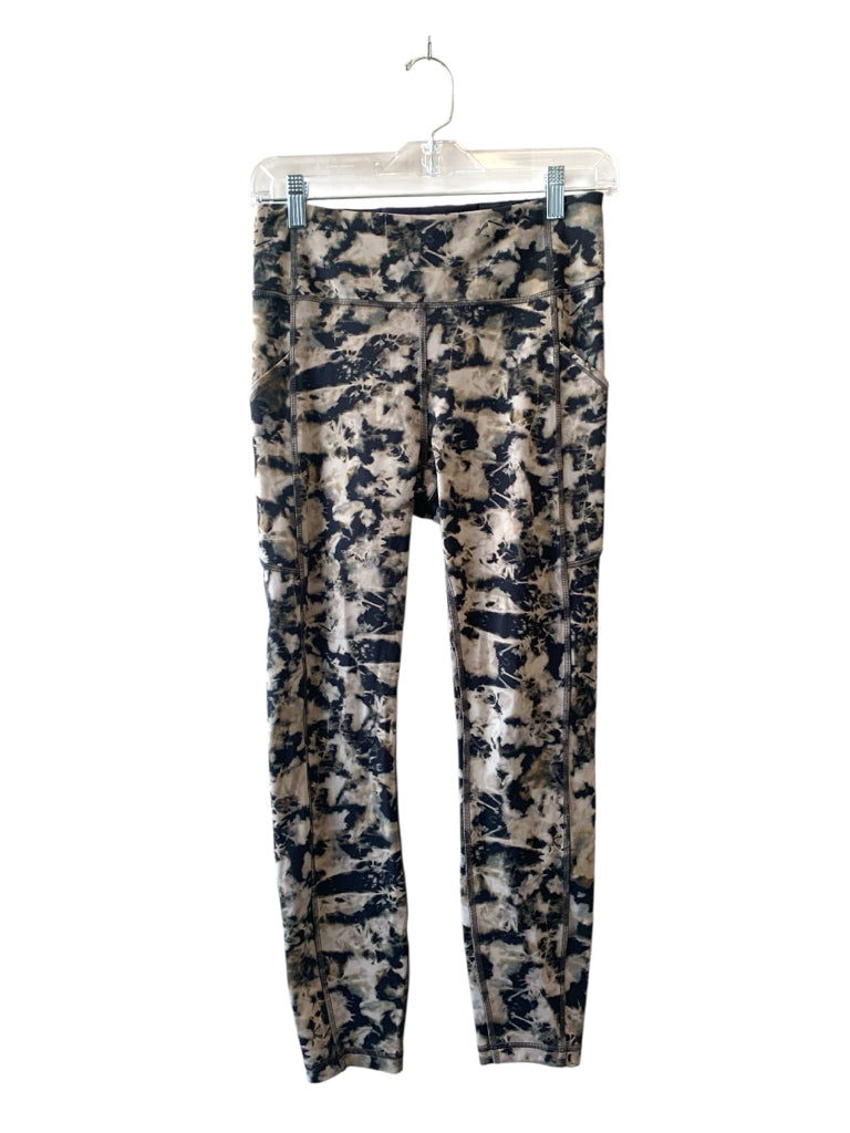 LULULEMON  8 GYM W