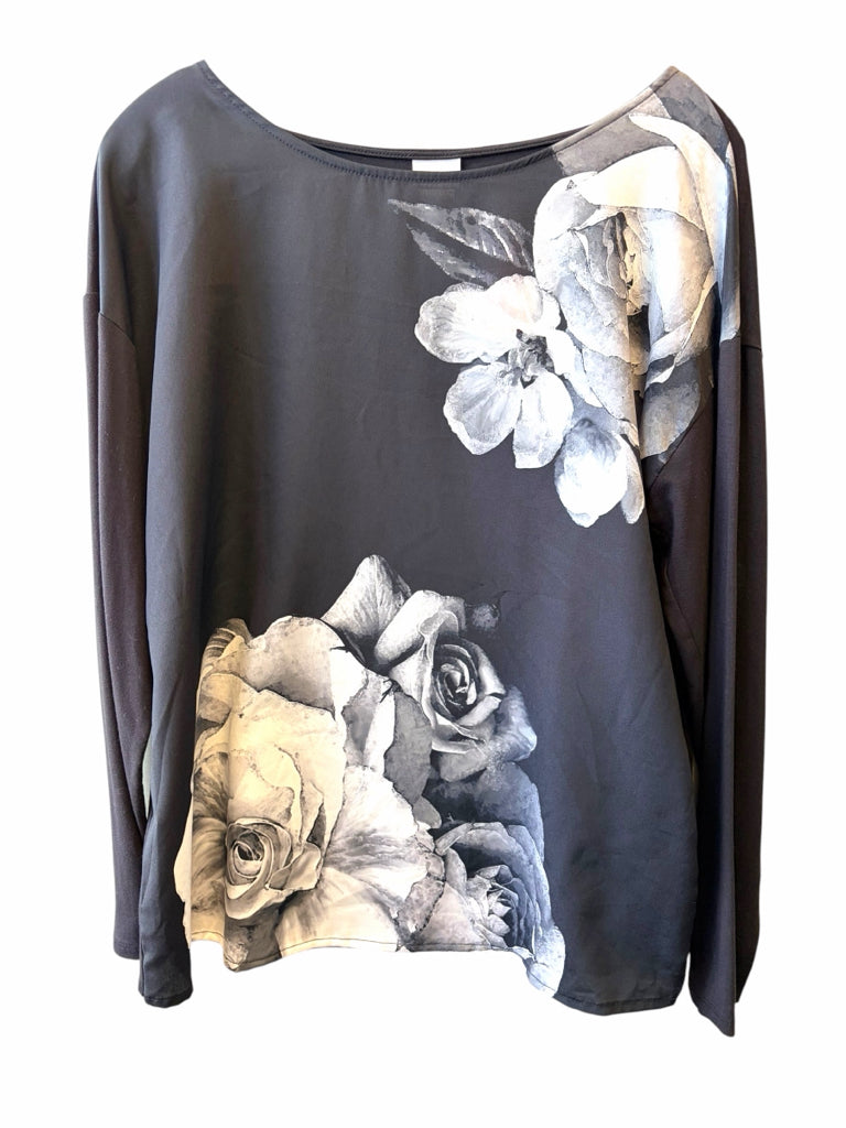 CHICO'S Size medium TOP W